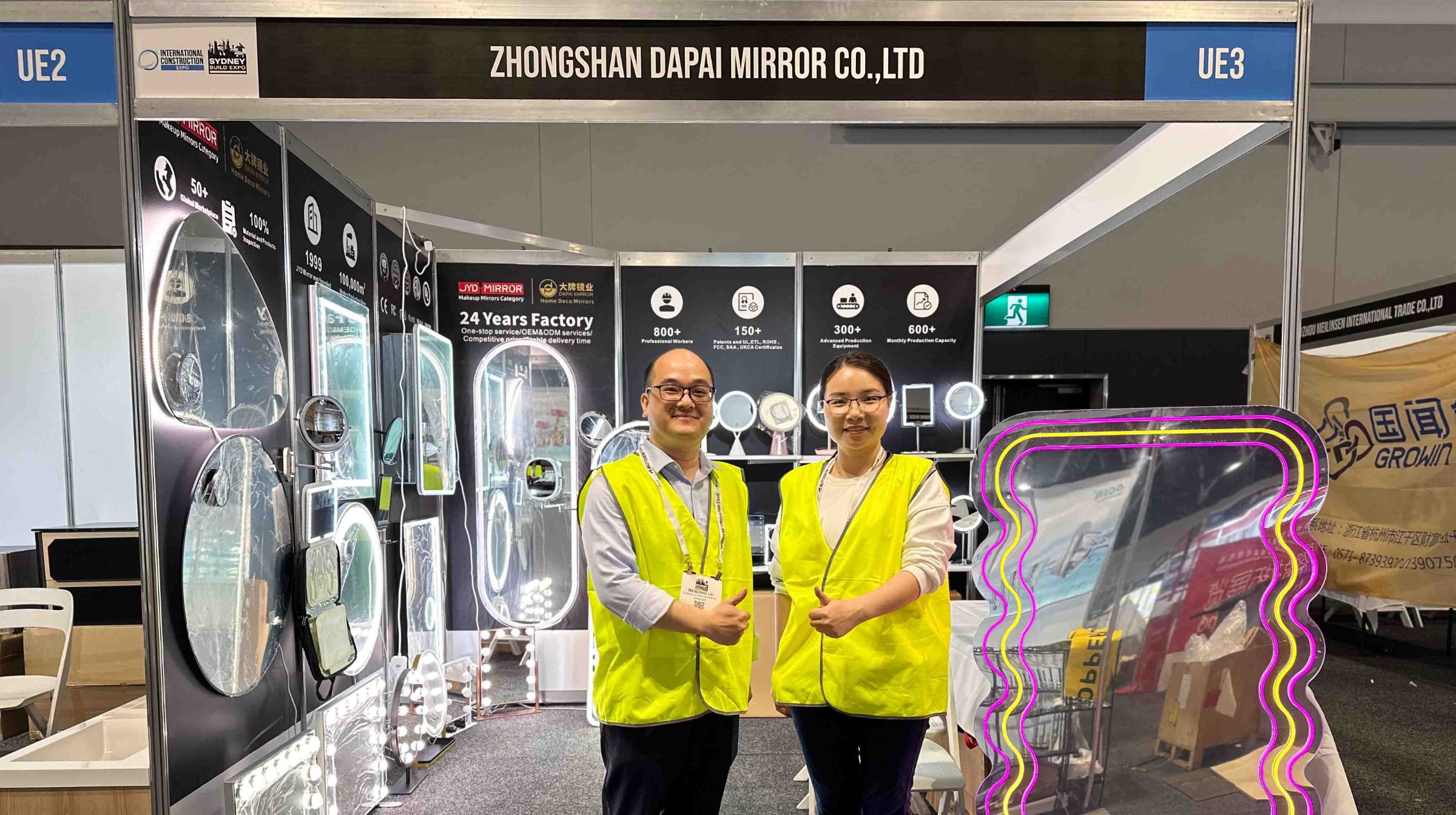 Zhongshan Dapai Mirror Industry Shines at Sydney Build 2024 Expo